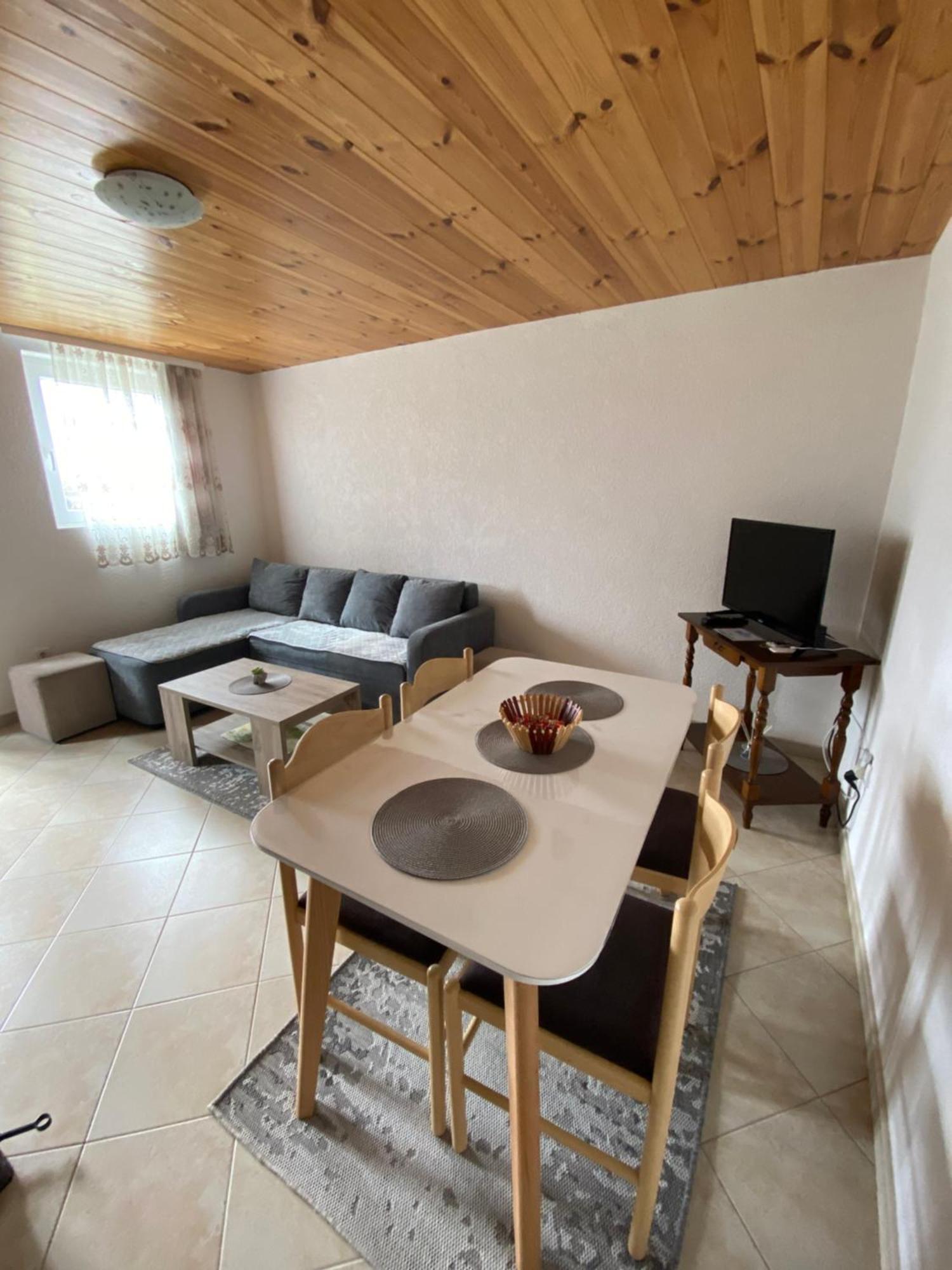 Holiday Home Apartman Aco Zabljak  Ngoại thất bức ảnh